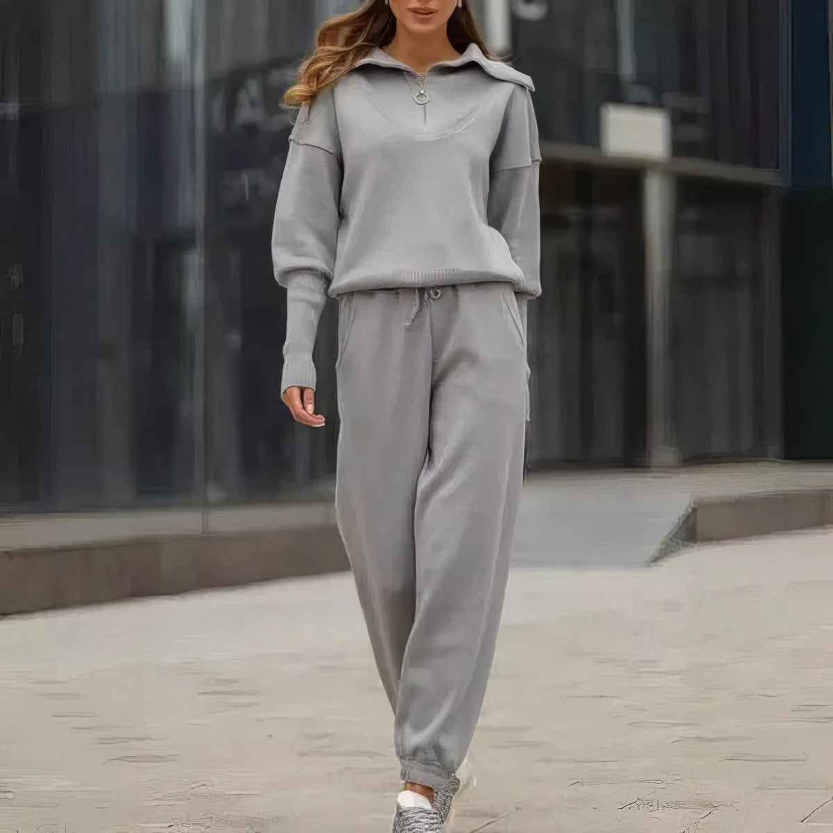 Bella | Tracksuit Chic